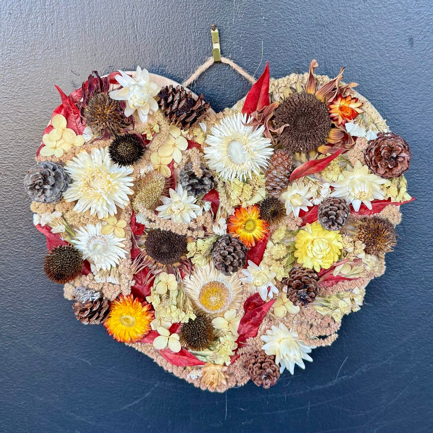 “Woody Sunset” Dried Flower Heart Wreath